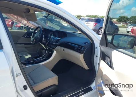 2017 Honda Accord Lx z USA, uszkodzony, nr VIN 1HGCR2F37HA051132